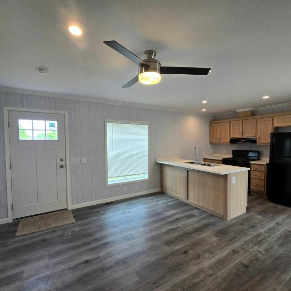 Photo 1 of 2 of home located at 509 Elmwood Ln. Lot 76 Columbus, MI 48063