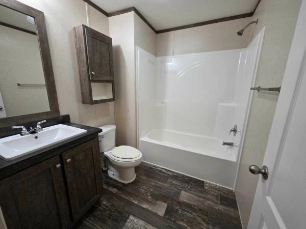 2020 Clayton - Wakarusa Mobile Home