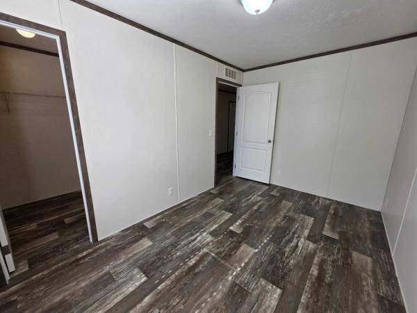 2020 Clayton - Wakarusa Mobile Home