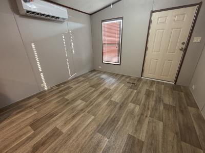 Photo 5 of 6 of home located at 4506 N Business 77 #4 Harlingen, TX 78552