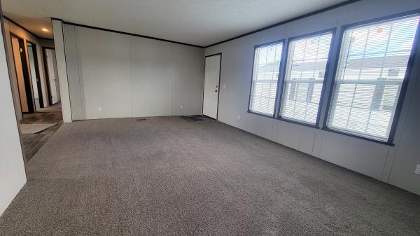 2022 Champion Redman Advantage II  Home