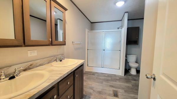 2022 Champion Redman Advantage II  Home