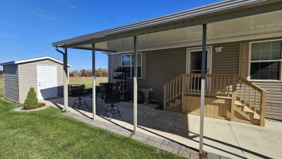 Photo 2 of 35 of home located at 24494 Edwin Dr Flat Rock, MI 48134