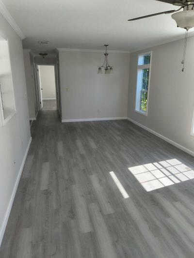 Photo 5 of 12 of home located at 925 301 Blvd East, Lot 73 Bradenton, FL 34203