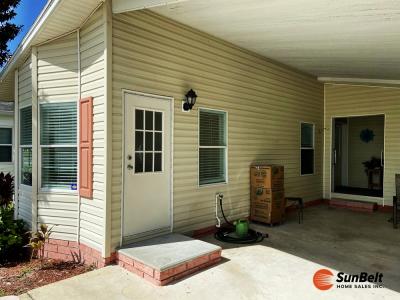 Photo 2 of 25 of home located at 979 Robin Drive Deland, FL 32724