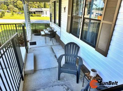 Photo 4 of 29 of home located at 28340 Skyline Drive Leesburg, FL 34788