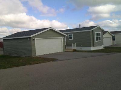 Photo 3 of 12 of home located at 508 Kelly Drive Theresa, WI 53091