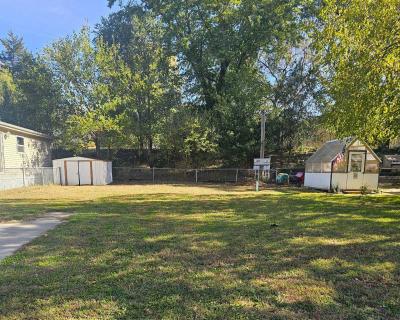 Mobile Home at 10899 Walnut Dr-Vacant Lots St George, KS 66535