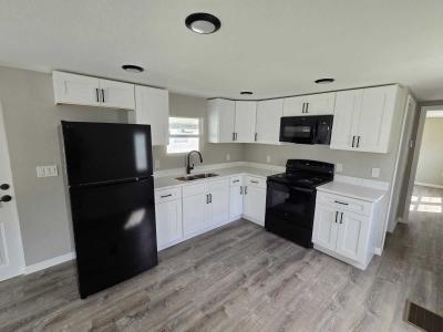 Photo 5 of 6 of home located at 101 Oakhill Ridge Rd Valrico, FL 33594