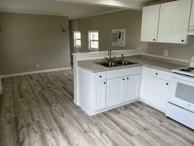 Photo 3 of 8 of home located at 101 Oakhill Ridge Rd Valrico, FL 33594