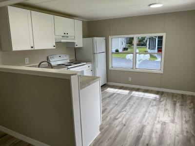 Photo 2 of 8 of home located at 101 Oakhill Ridge Rd Valrico, FL 33594