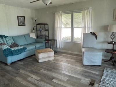 Photo 5 of 11 of home located at 411 Buffalo Street West Melbourne, FL 32904