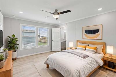 Photo 4 of 10 of home located at 1605 Fox Drive Princeton, TX 75407