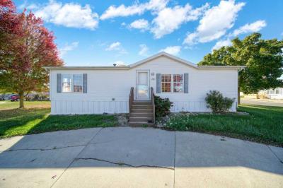 Photo 4 of 25 of home located at 280 San Antonio River Dr. Adrian, MI 49221