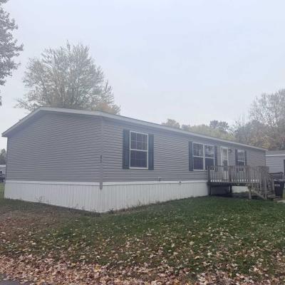 Mobile Home at 10610 East Sr-762 #80B Lockbourne, OH 43137