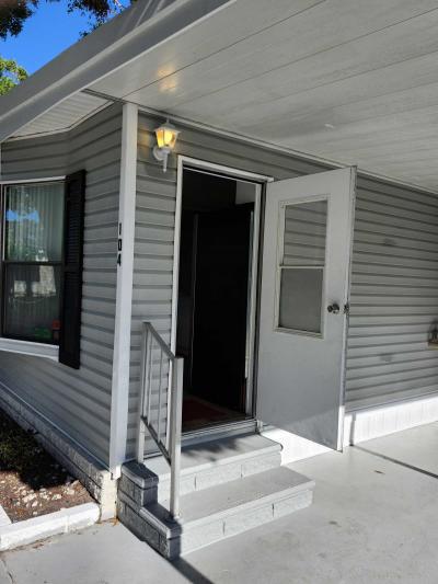 Photo 3 of 15 of home located at 7111 142nd Ave Lot #104 Largo, FL 33771