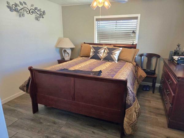 1985 WOODRIDGE Mobile Home