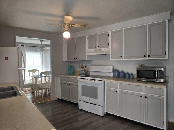 1976 Capi Mobile Home