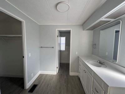 Photo 5 of 16 of home located at 1806 Valencia Dr Lot #113 Deerfield Beach, FL 33442