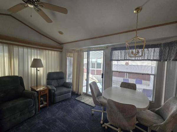 1995 Cavco Manufactured Home