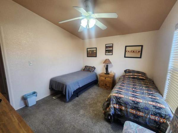 2004 Schult Manufactured Home