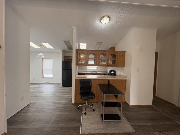 2000 Commander Housing Mobile Home