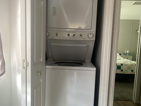 2015 Palm Harbor PH0919463AFL Mobile Home