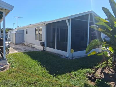 Photo 3 of 14 of home located at 9267 Us Highway 98 Dade City, FL 33525