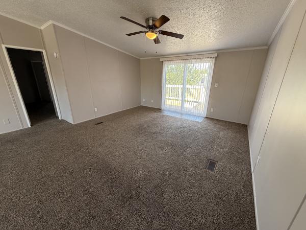 1995 FLEETWOOD Mobile Home For Sale