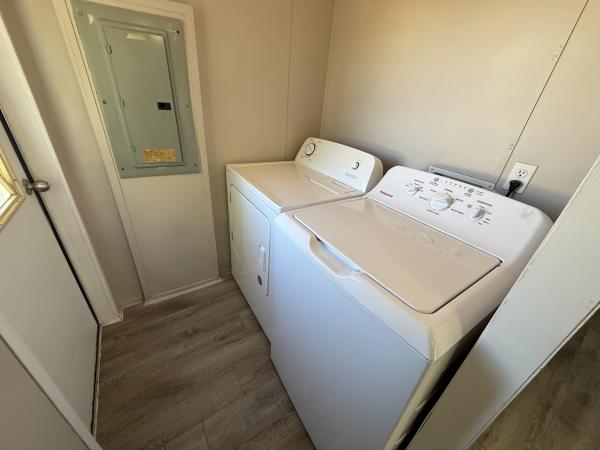 1995 FLEETWOOD Mobile Home For Sale