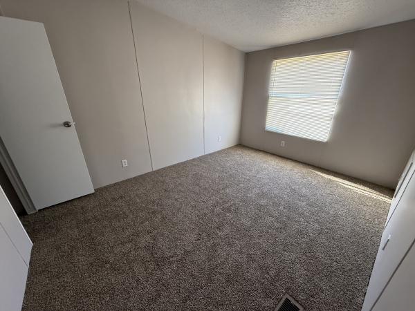 1995 FLEETWOOD Mobile Home For Sale