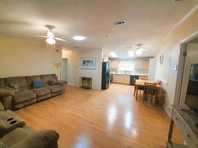 Photo 7 of 20 of home located at 35233 Jomar Ave Zephyrhills, FL 33541