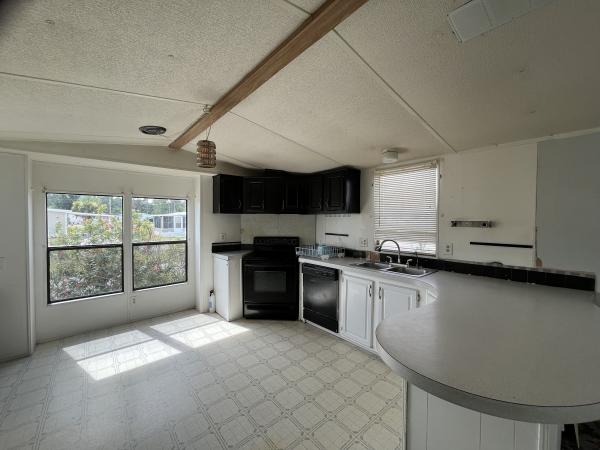 1989 Clar 2662K Mobile Home