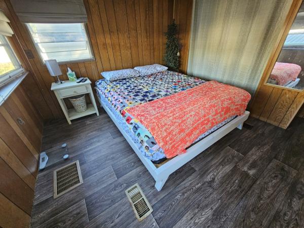 1974 Holly Park Mobile Home