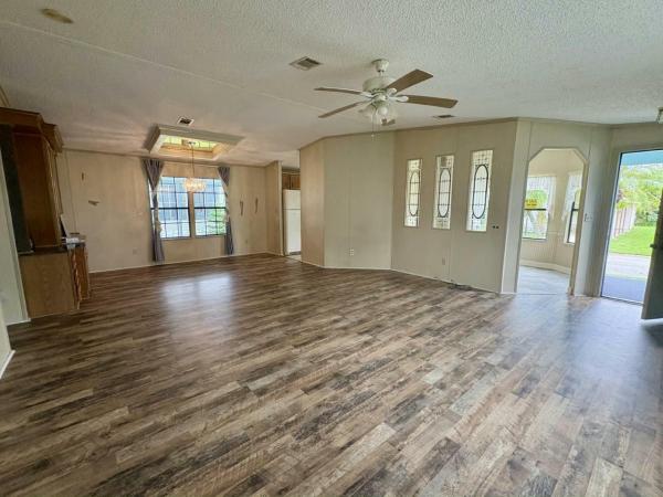 1988 GLEN Manufactured Home