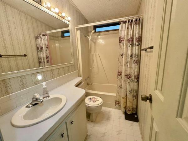 1988 GLEN Manufactured Home