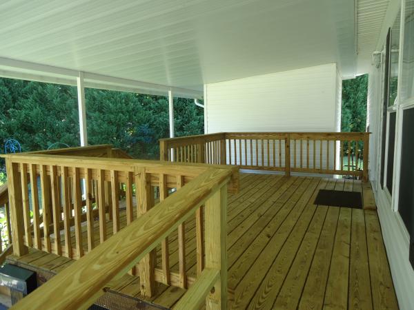 2005 Adrian H8483 Mobile Home