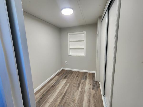 1973 Liberty mobile Home