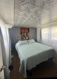 1986 Vindale mobile Home