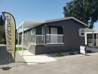 Mobile Home at 415 North Akers Rd #17 Visalia, CA 93291
