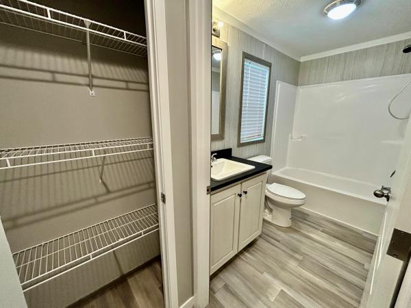 2023 Clayton Homes Inc Pulse Mobile Home