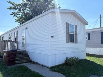 Mobile Home at 10610 East St Rt 762 #90 #90B Lockbourne, OH 43137
