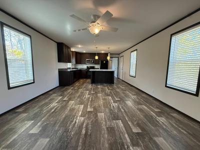 Photo 4 of 27 of home located at 71651 Juliet Court #206 Romeo, MI 48065