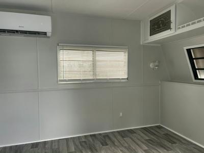 Photo 4 of 12 of home located at 17031 Us-301 #18 Dade City, FL 33523