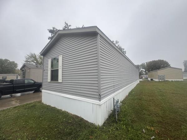 2019 LH166432F  Home