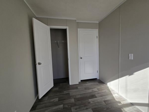 2022 RFN16649BFC1  Home