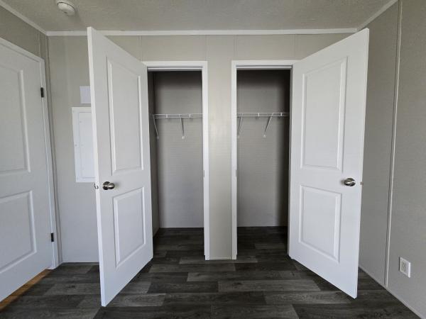 2022 RFN16649BFC1  Home