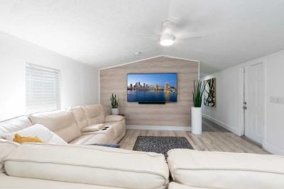 Photo 4 of 15 of home located at 28501 SW 152nd Ave, #186 Homestead, FL 33033