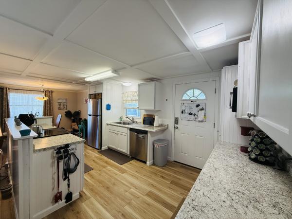 1977 SOUTHWIND Mobile Home For Sale