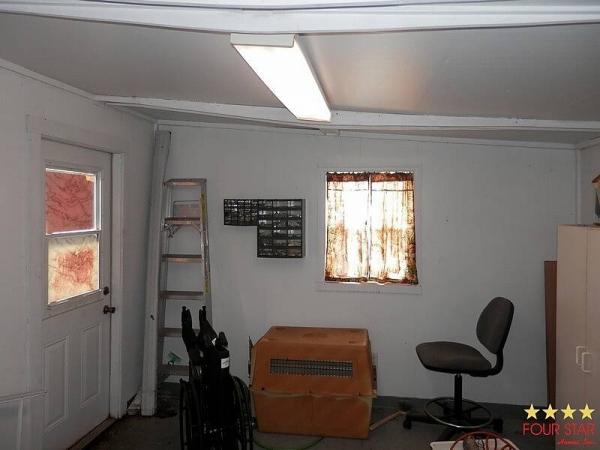 1987 MERI Mobile Home For Sale